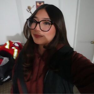 Meet your Posher, Natalie